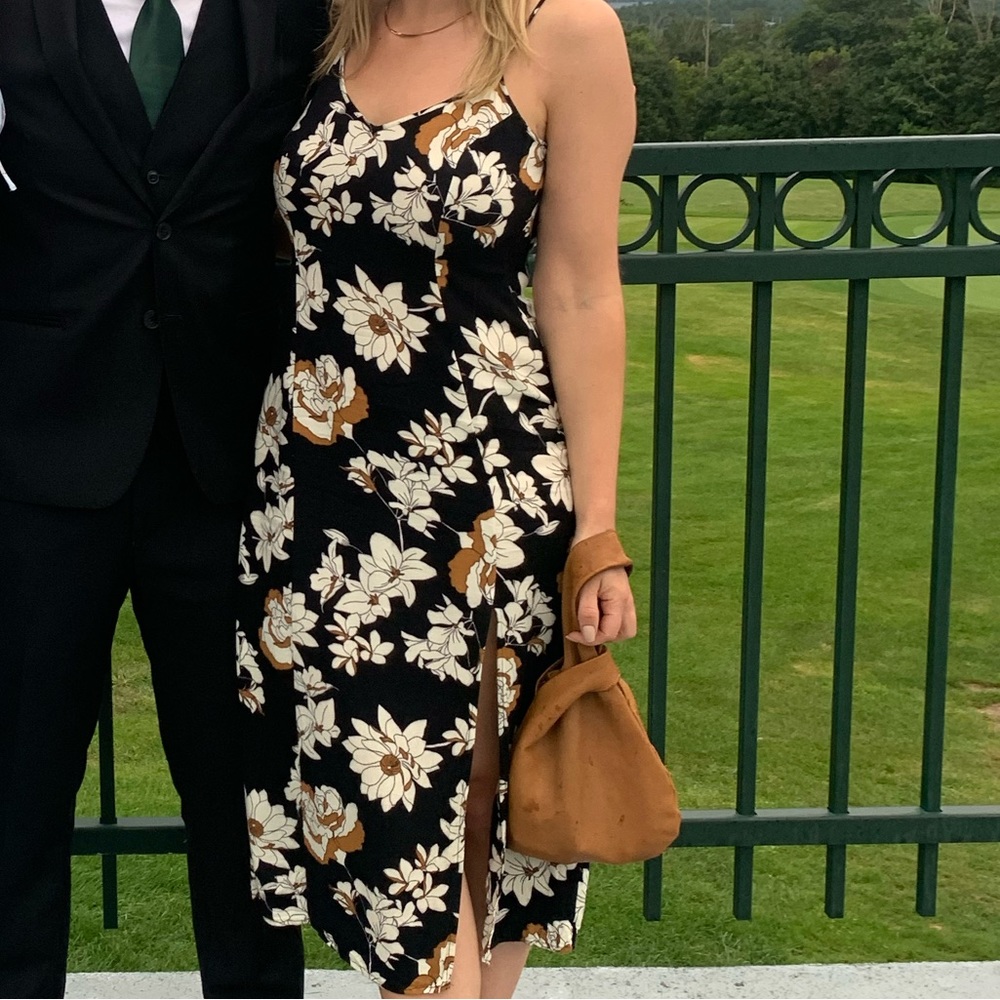 Dark floral MIDI dress